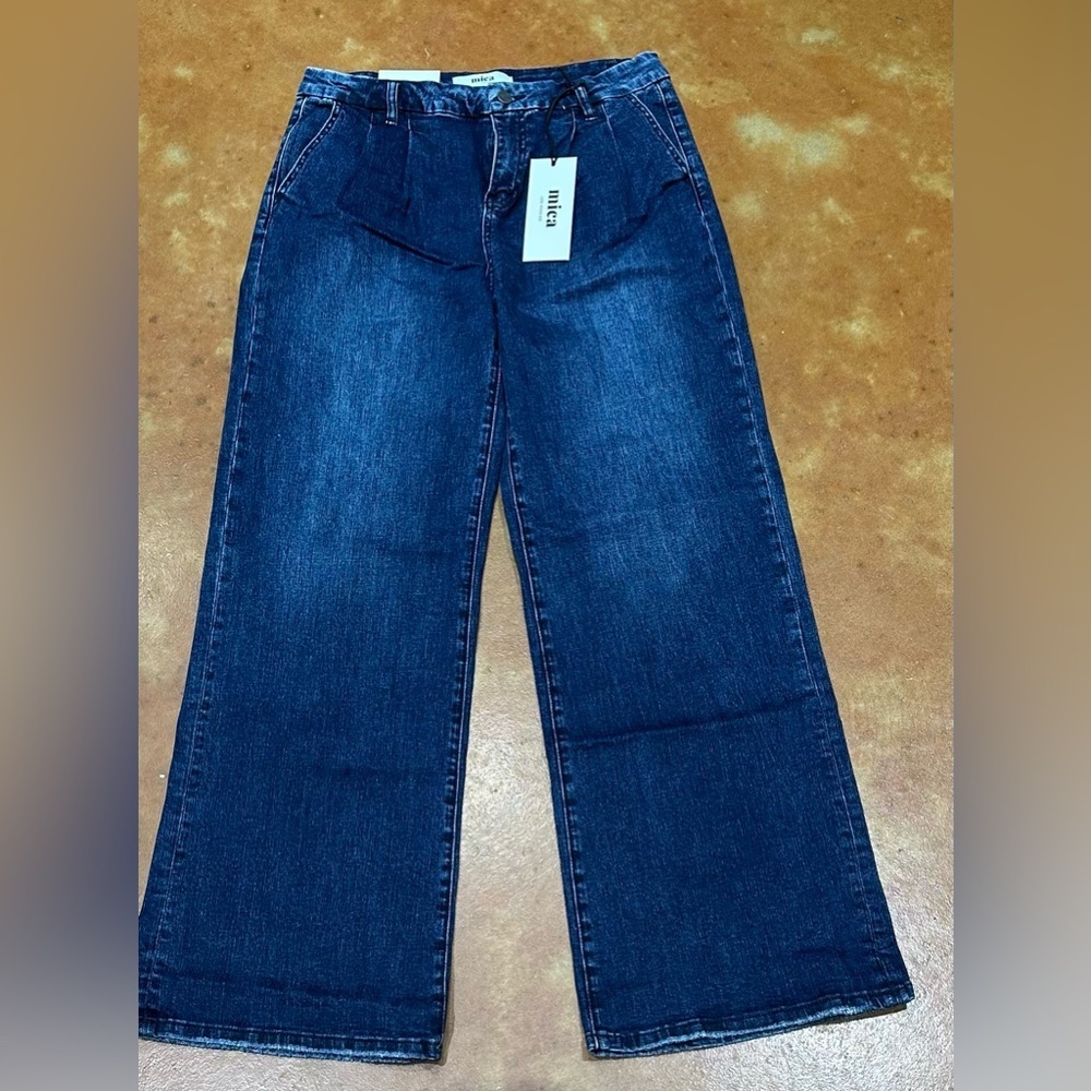Nwt Mica Dark Blue Wide-Leg Women Jeans. Various sizes.